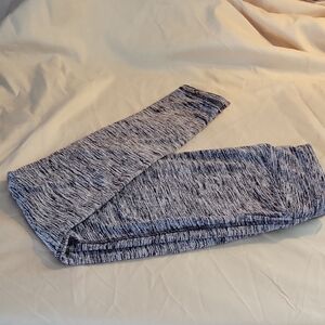 Leggings TALBOTS Size Small Gray and Black Patterned Leggings